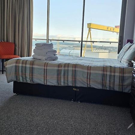 בלפסט Benji & Milos Apartments מראה חיצוני תמונה