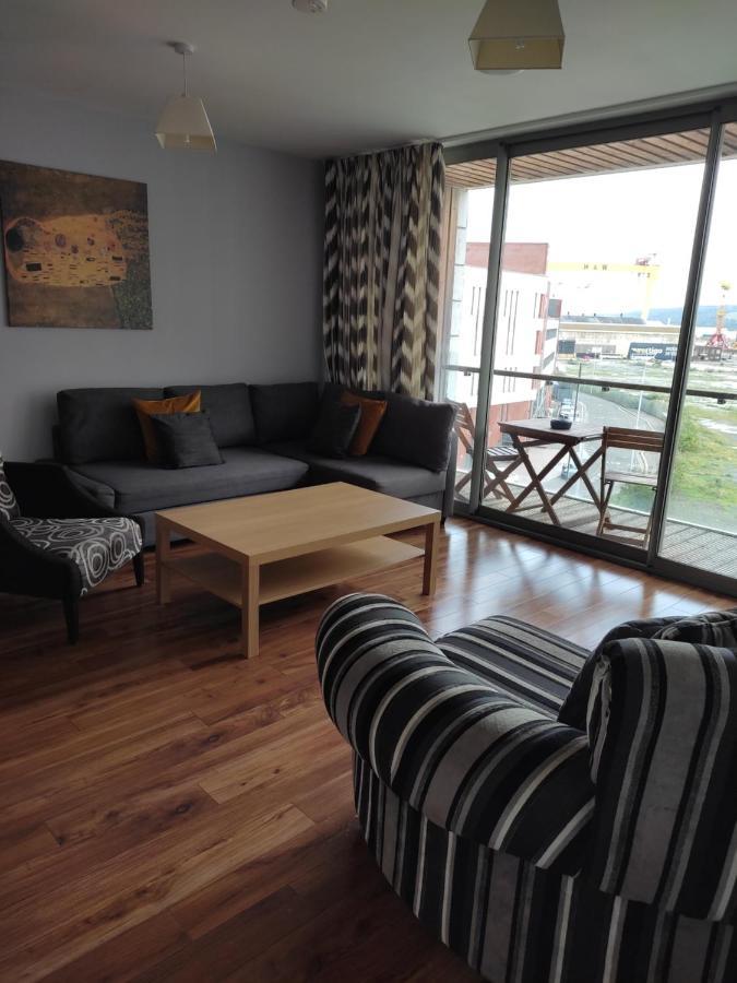 בלפסט Benji & Milos Apartments מראה חיצוני תמונה